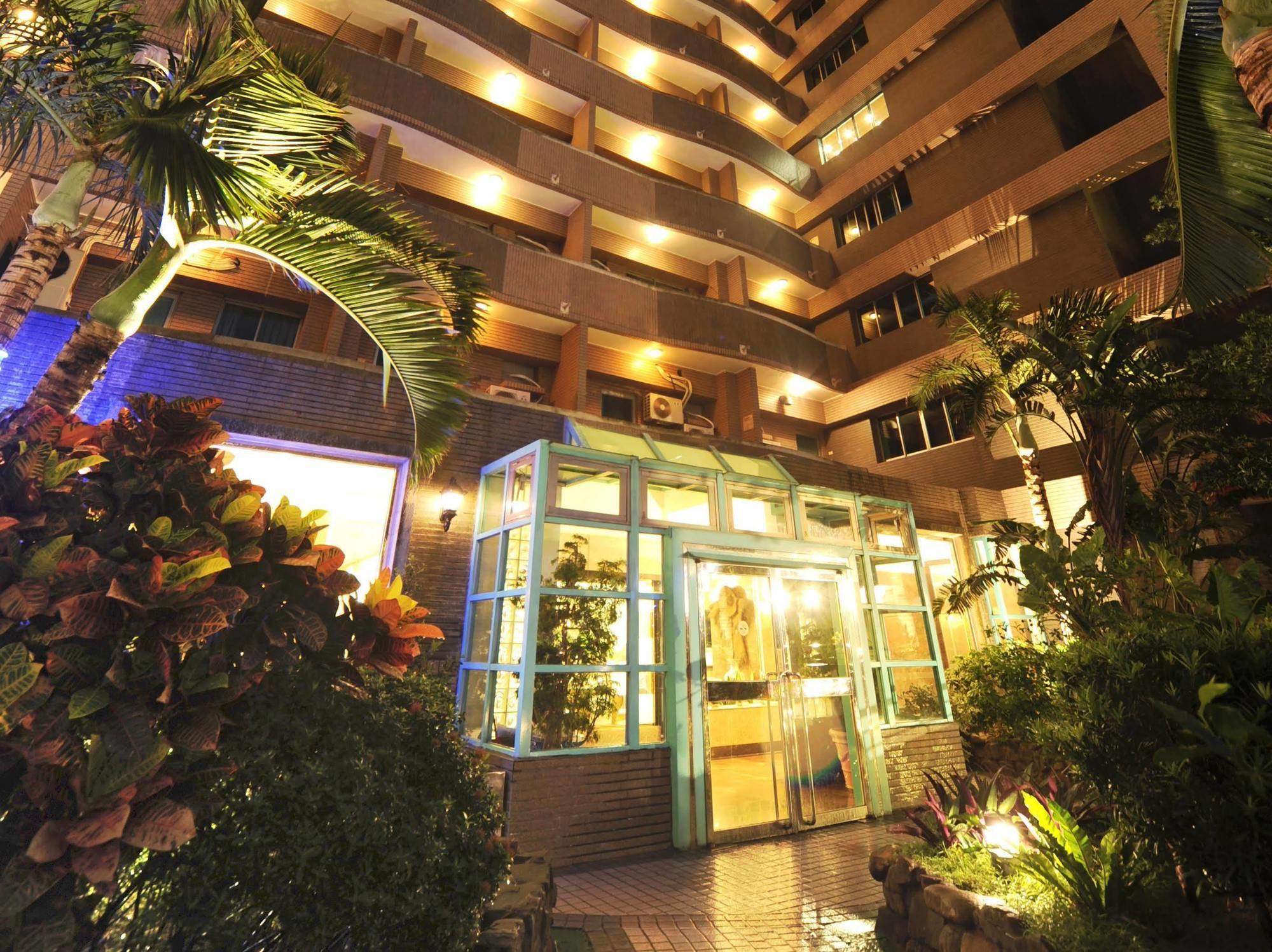 Kenting Holiday Hotel Hengchun Exterior photo